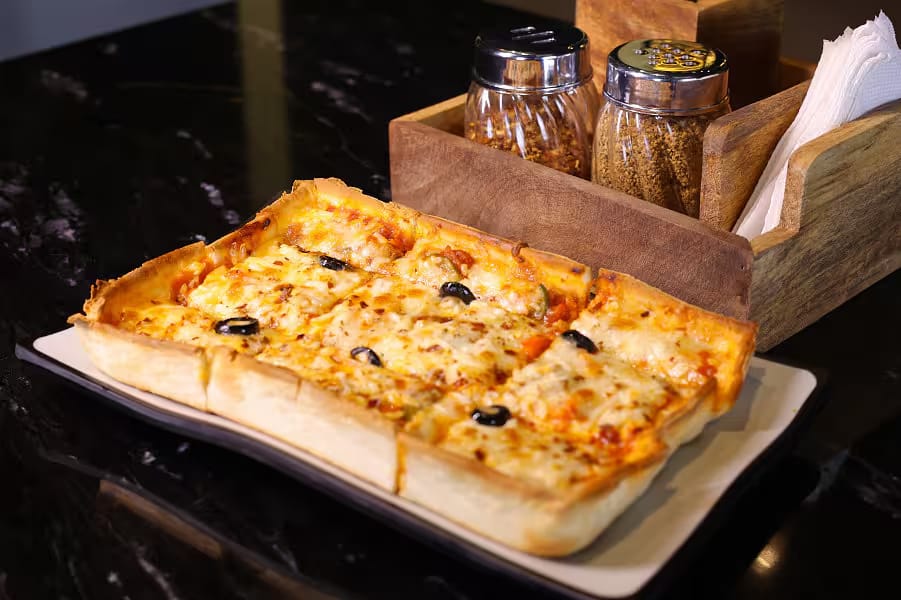 Deep Dish Pizza